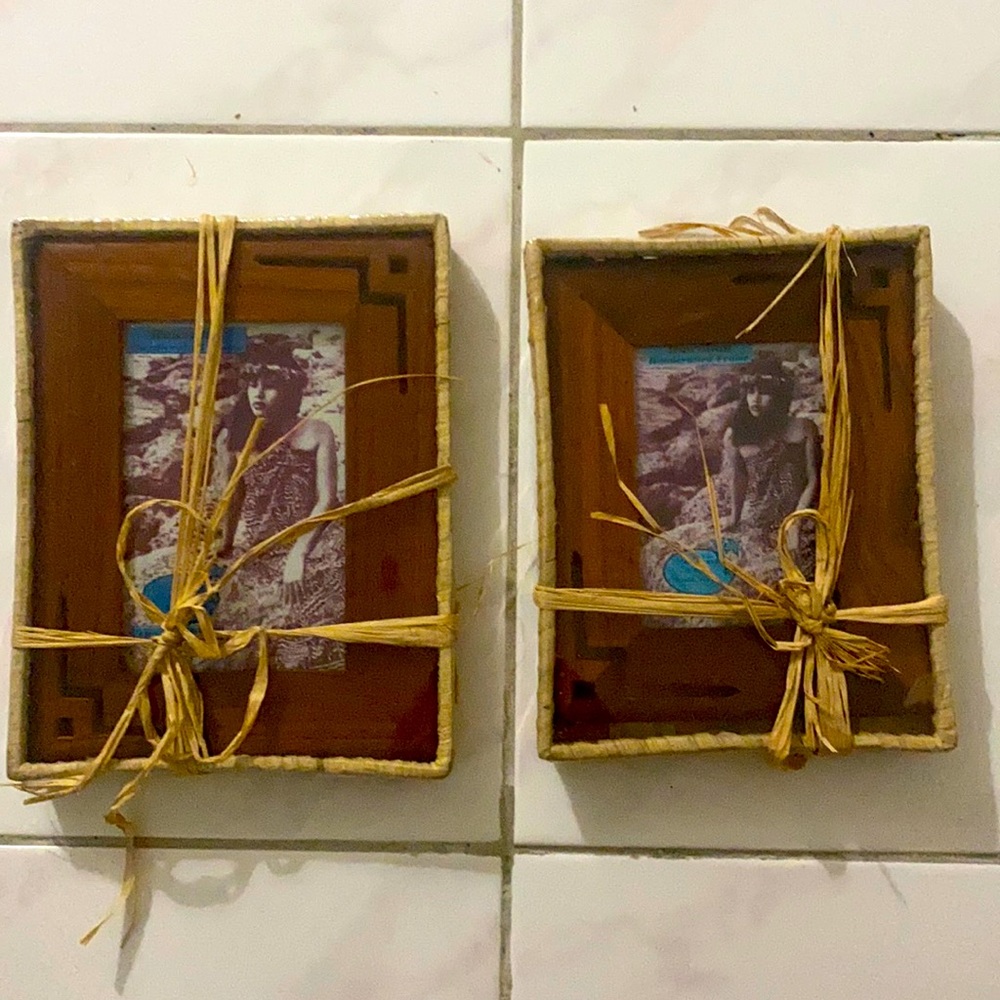 Hawaiian style picture frame